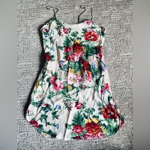 Valerie Stevens 100% Silk Dress